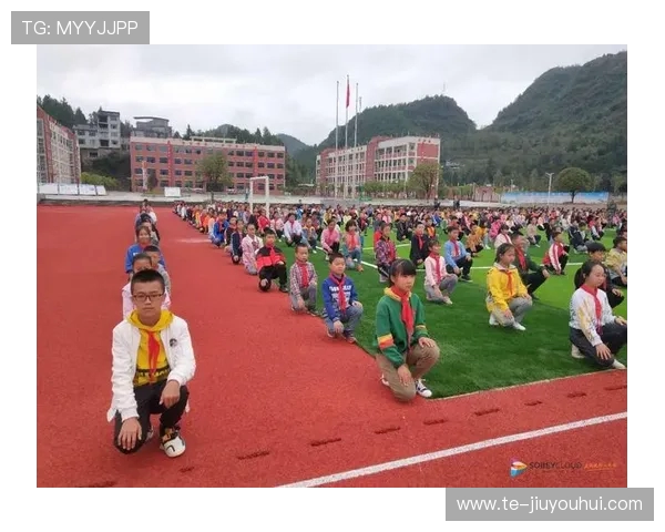 巨兴小学足球训练提升计划：培养学生综合素质与团队合作精神